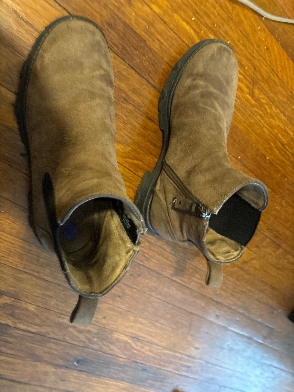 Dr. Scholl’s chelsea boots